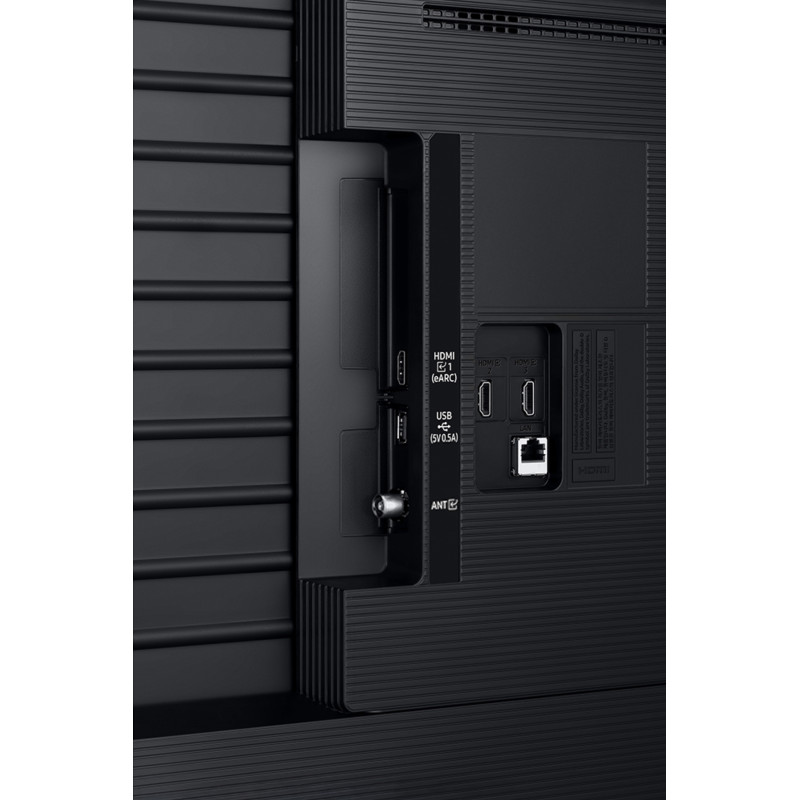 حاشیه‌ها و قاب باریک اطراف صفحه‌نمایش تلویزیون سامسونگ 55Q6F مونتاژ ویتنام (سفارش تایلند)