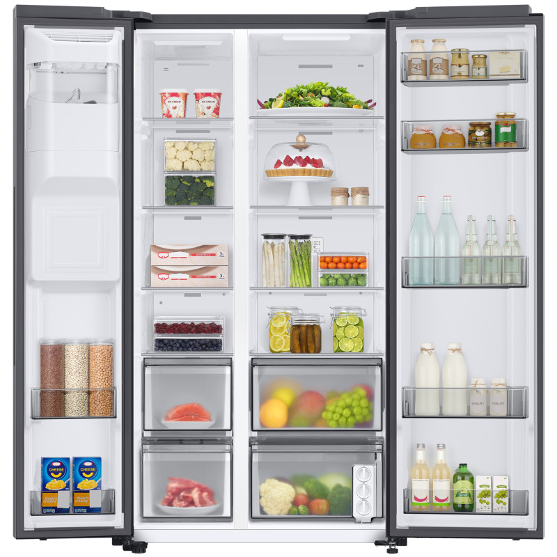 نمای داخل یخچال فریزر سامسونگ RS80DG5402SL رنگ نقره ای محصول 2024