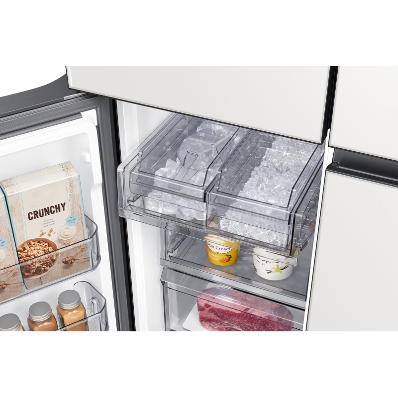 یخچال فریزر Samsung BESPOKE RF71 با سیستم یخ ساز دوگانه خودکار (Dual Auto Ice Maker)