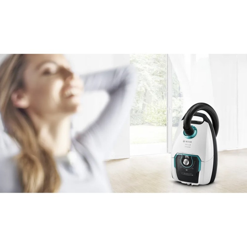 جاروبرقی سفید بوش BGL8HYG2