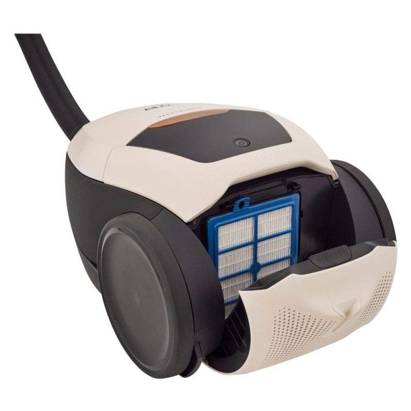 جاروبرقی آاگ VX8.2-1-ALR مجهز به فیلتر HEPA