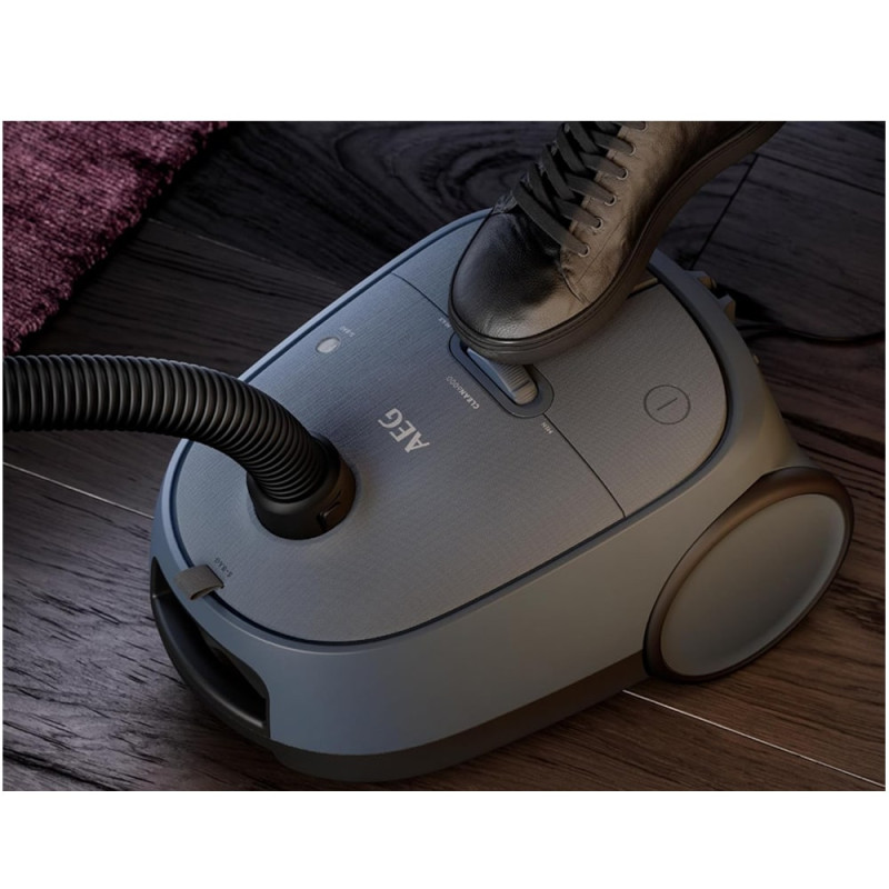 جاروبرقی آاگ سری 6000 با امکان تنظیم قدرت مکش