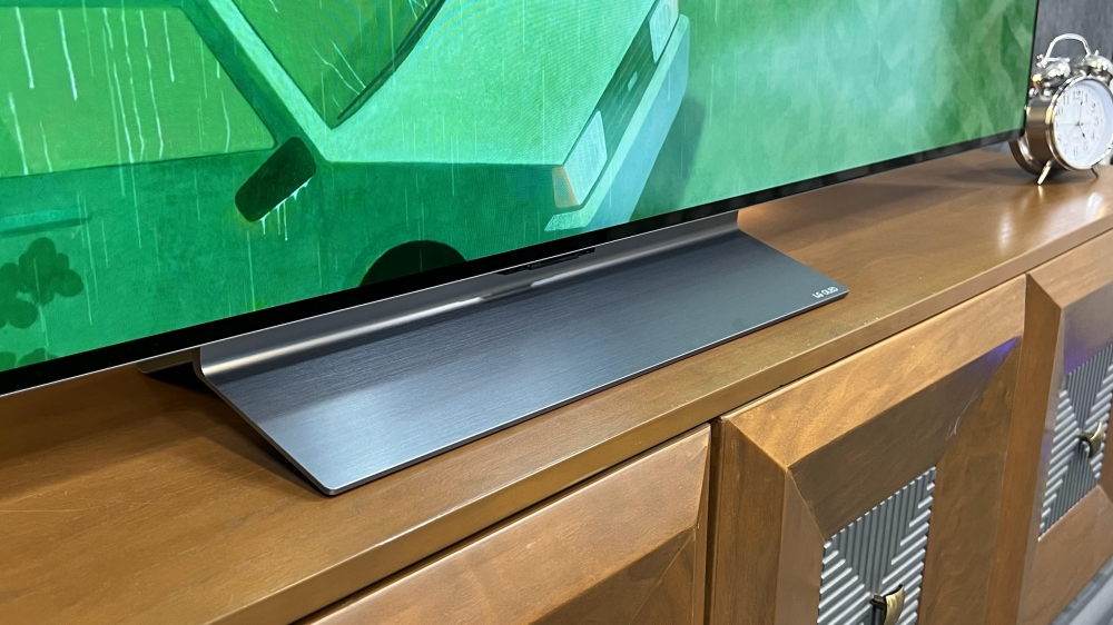 نوع پایه تلویزیون ال جی C3