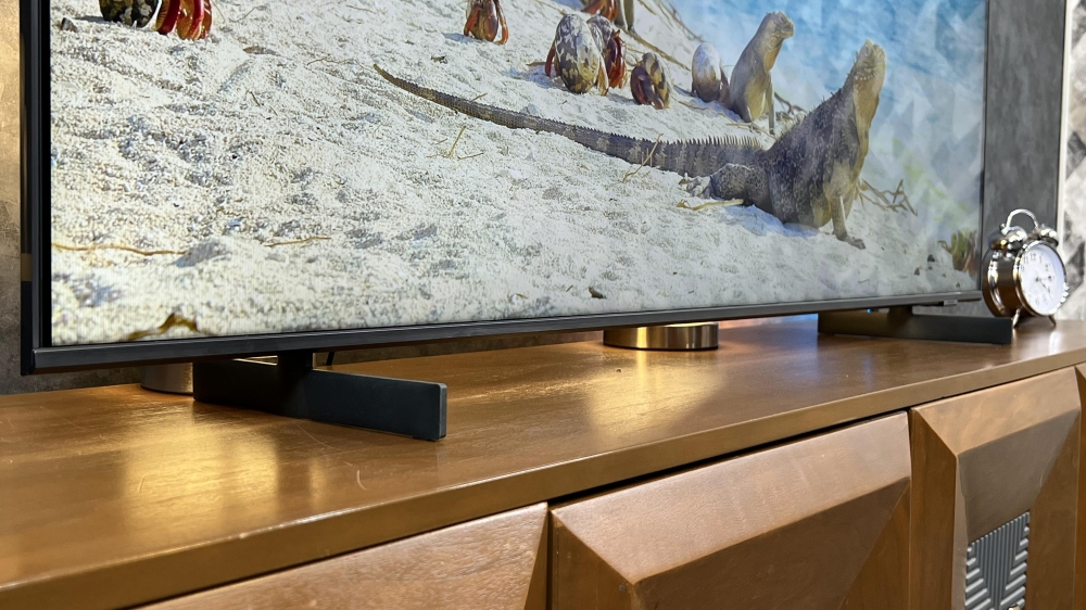 نوع پایه تلویزیون سامسونگ CU8000