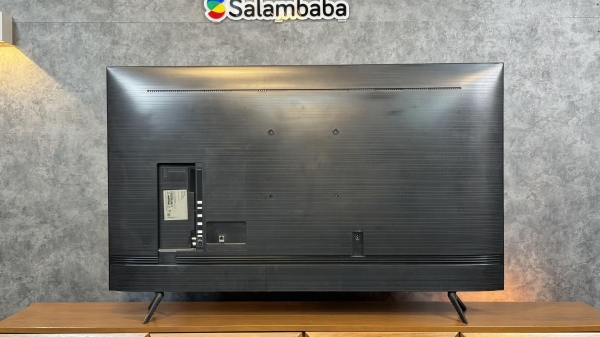 نمای پشتی تلویزیون سامسونگ CU7000 