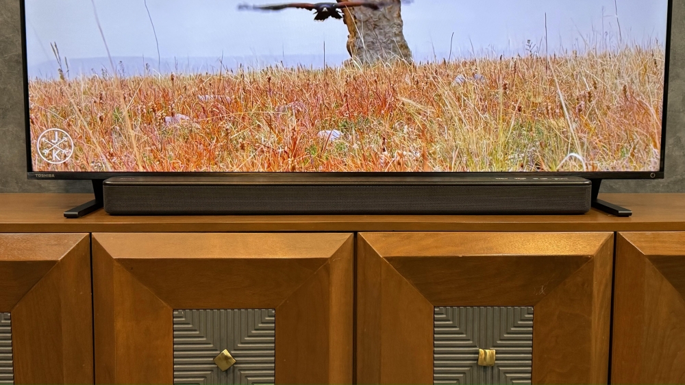 نوع پایه تلویزیون توشیبا Z670