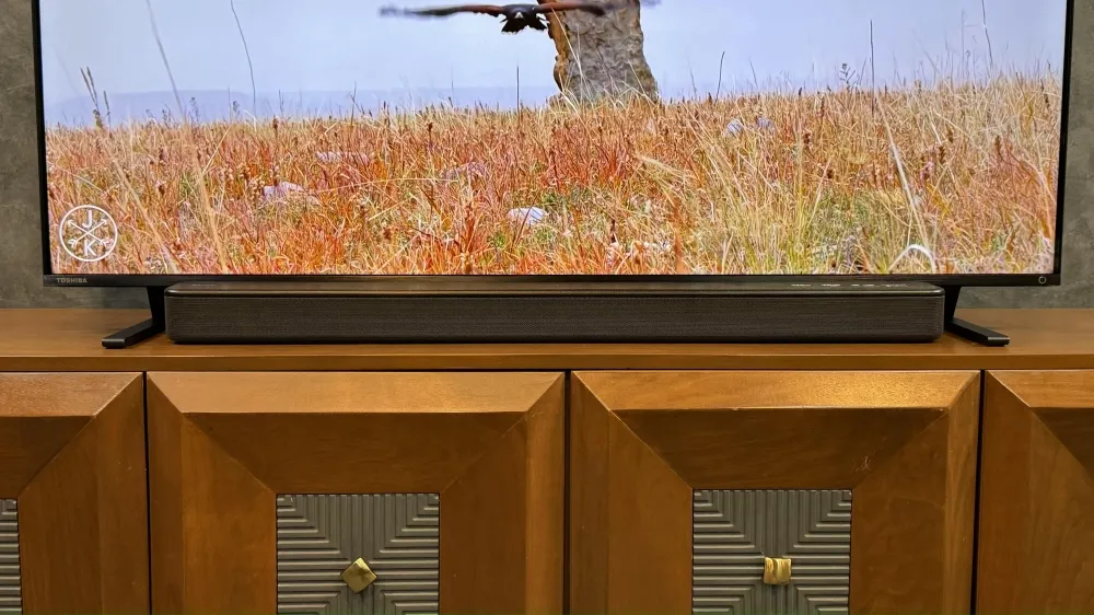 نوع پایه تلویزیون توشیبا Z670