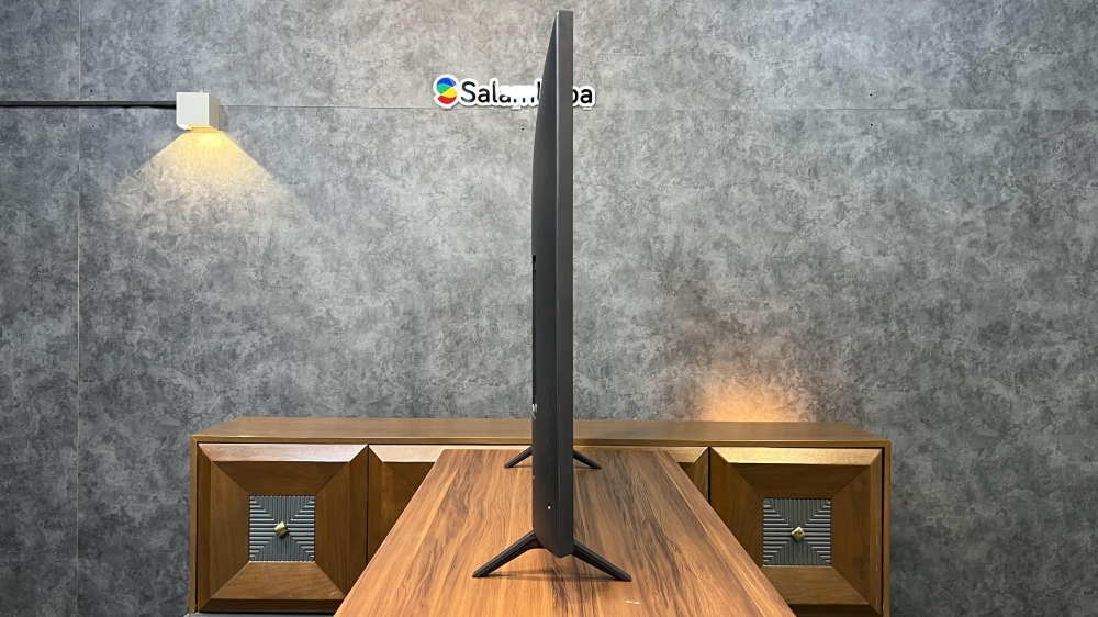 ضخامت تلویزیون ال جی UR7800