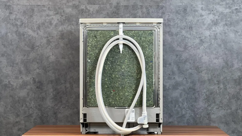 نمای پشتی ماشین ظرفشویی بوش SMS6HMI28Q