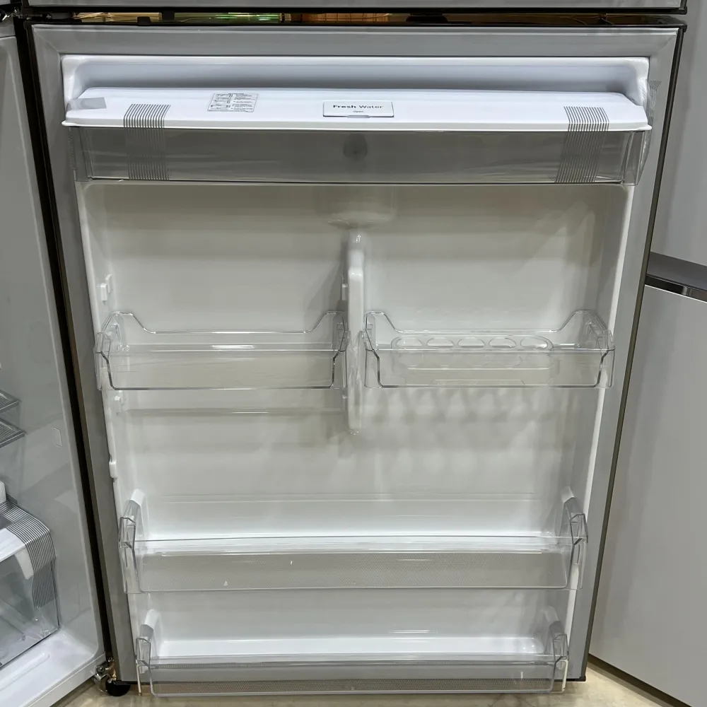 یخچال فریزر ال جی M832