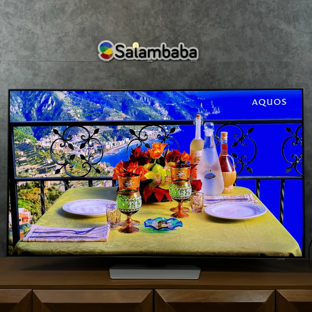 نمای کلی تلویزیون سامسونگ QN90C