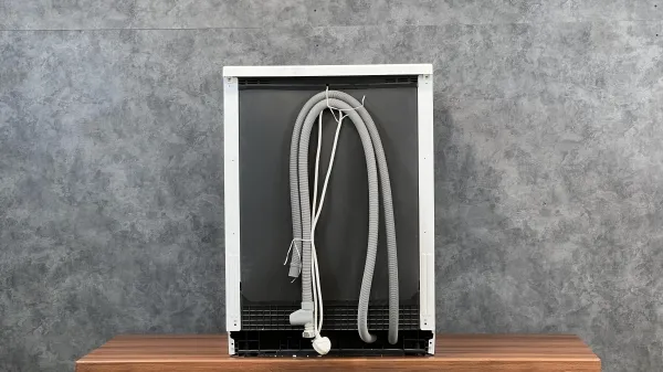 نمای پشتی ماشین ظرفشویی سامسونگ DW60M5070FW