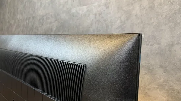 جنس بدنه تلویزیون سونی X85K