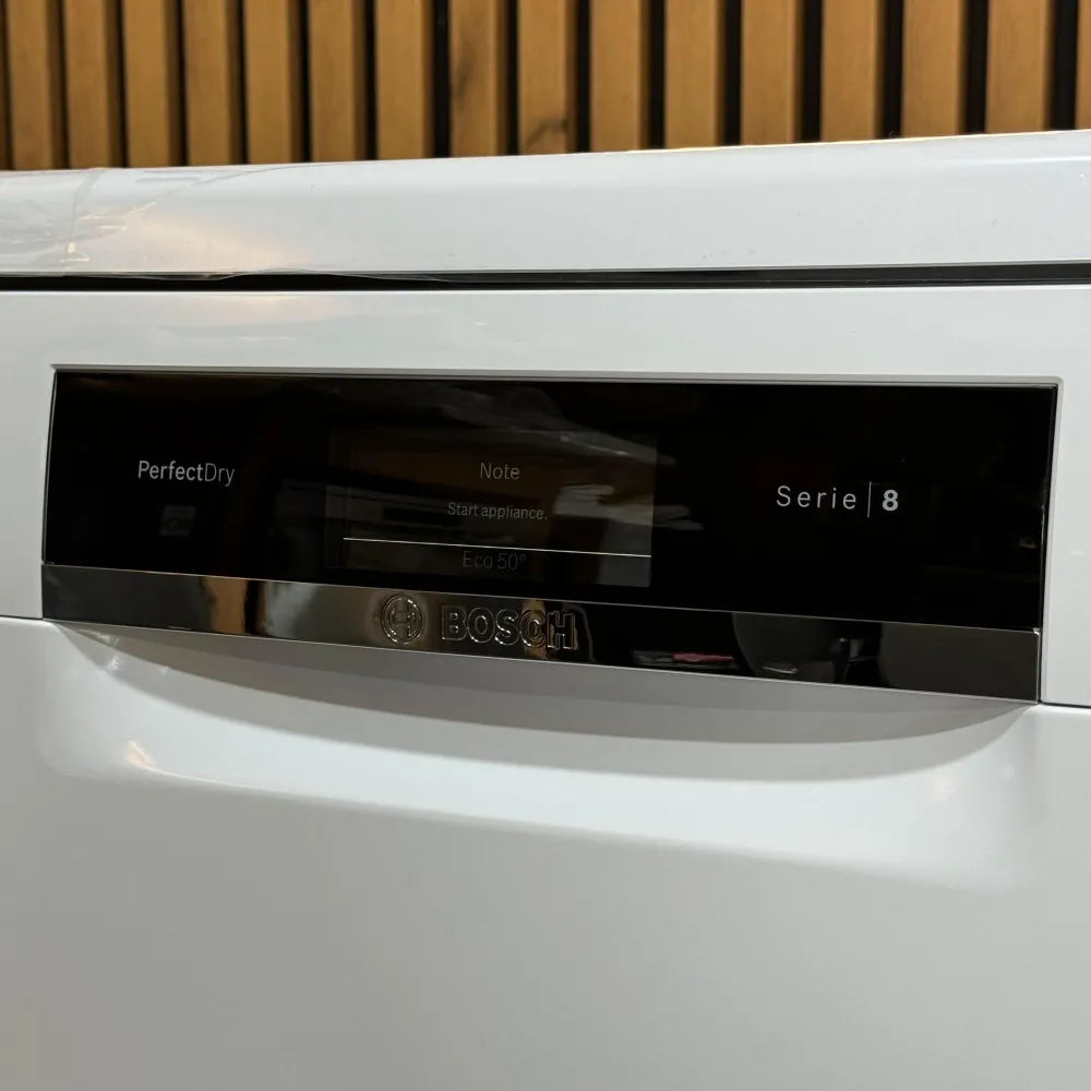 نمایشگر LED ماشین ظرفشویی بوش SMS8ZDW86Q