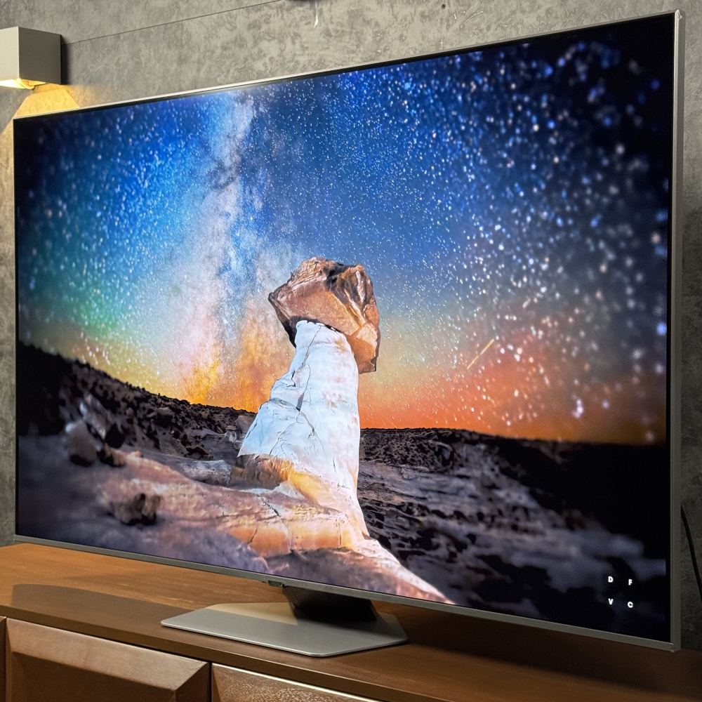 زاویه دید تلویزیون سامسونگ Q80D