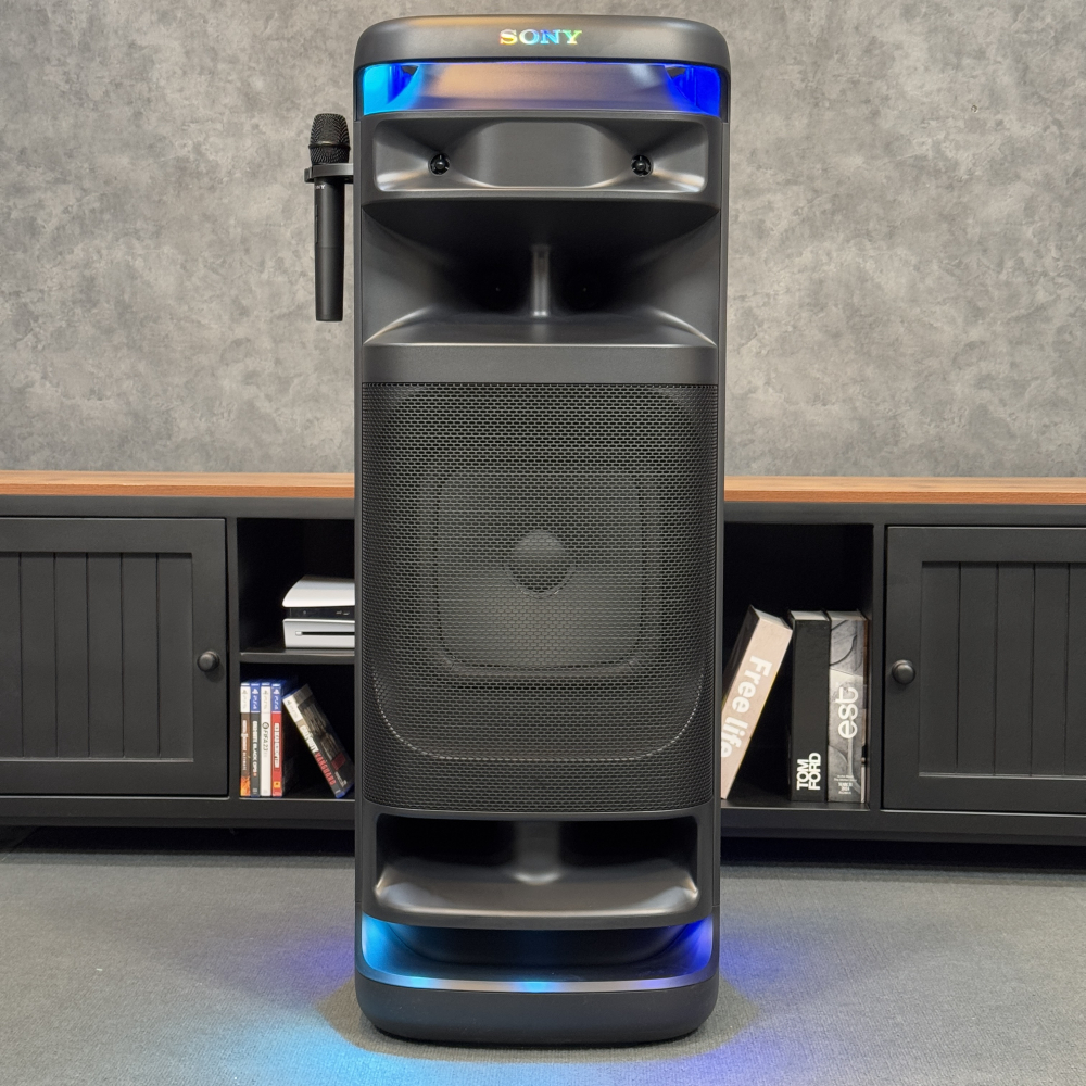 نمای کلی اسپیکر سونی ULT1000