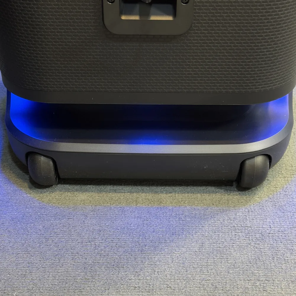 چرخ‌های حمل و نقل در اسپیکر بلوتوثی سونی ULT1000