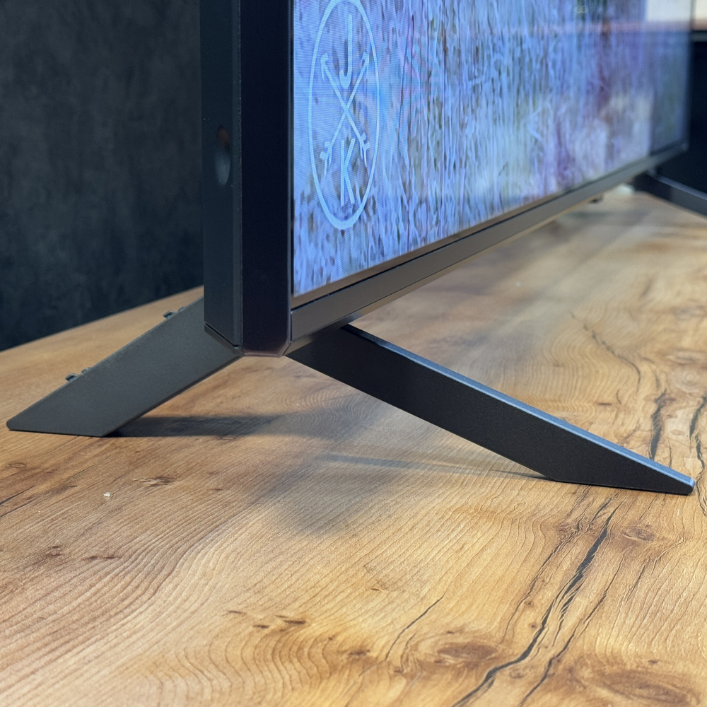 نوع پایه تلویزیون ال جی QNED90 محصول 2024