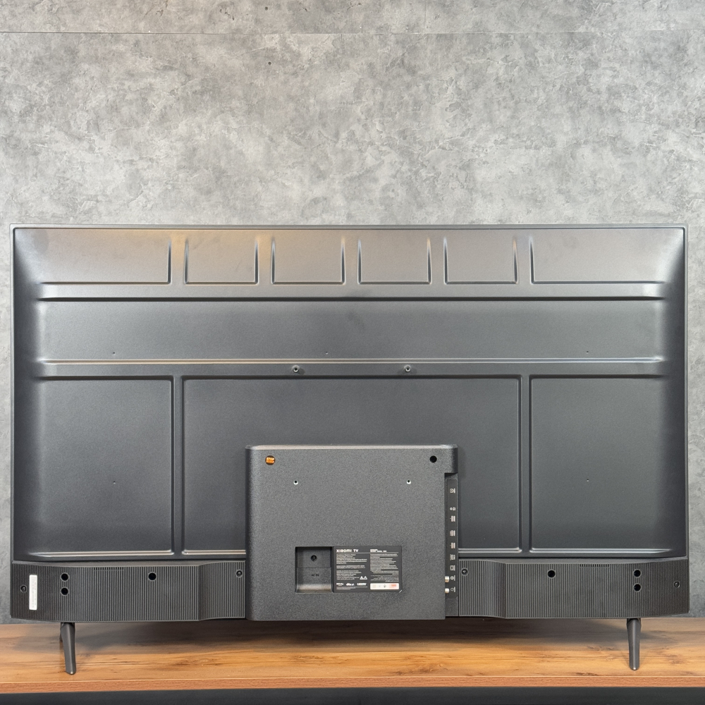 نمای پشتی تلویزیون شیائومی A Pro 2025 محصول 2024