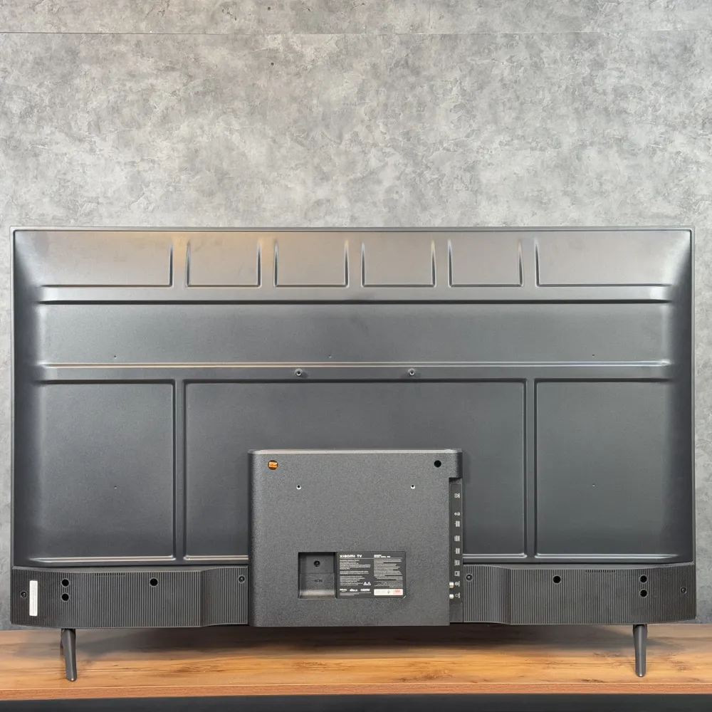 نمای پشتی تلویزیون شیائومی A Pro 2025 محصول 2024