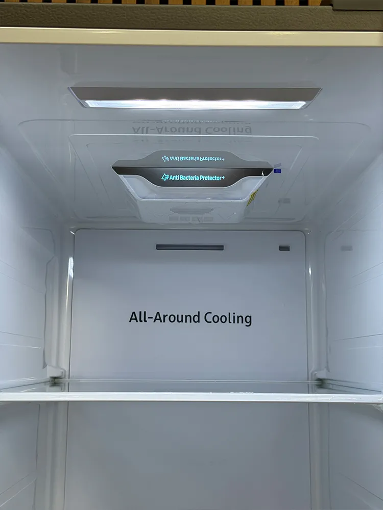  قابلیت All Around Cooling یخچال فریزر سامسونگ RS80 رنگ نقره ای