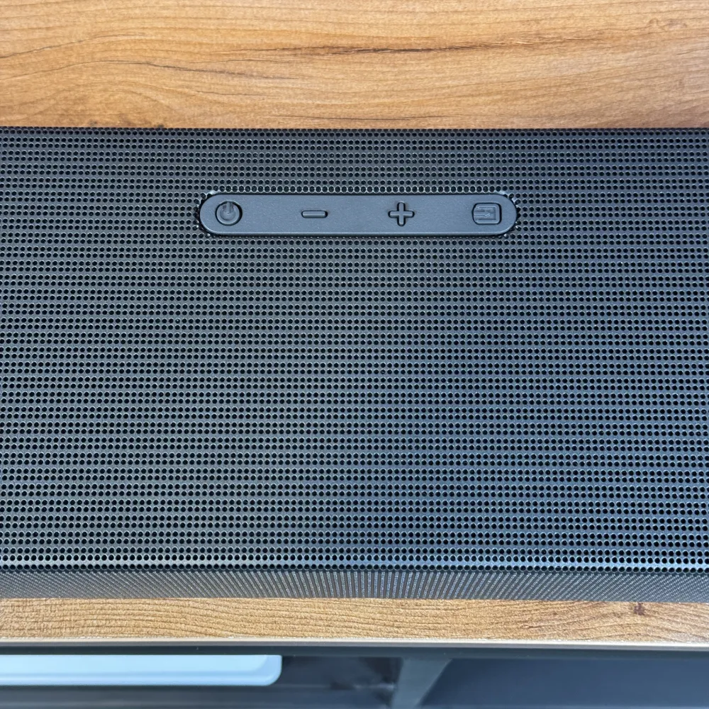 دکمه های کنترلی روی بدنه ساندبار سامسونگ Q700C