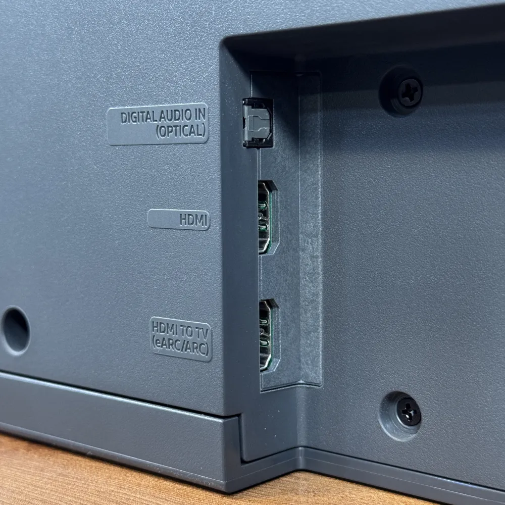 پورت‌های ورودی و خروجی ساندبار سامسونگ Q700C