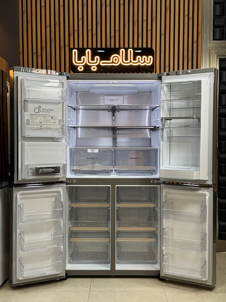 نمای کلی یخچال فریزر چهار درب ال جی GR-J34FMUBL