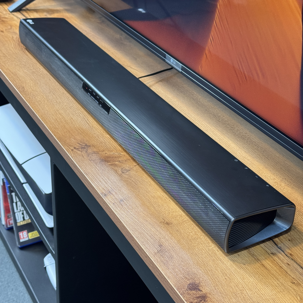 نمای کلی نوار صوتی خطی ال جی SQC1