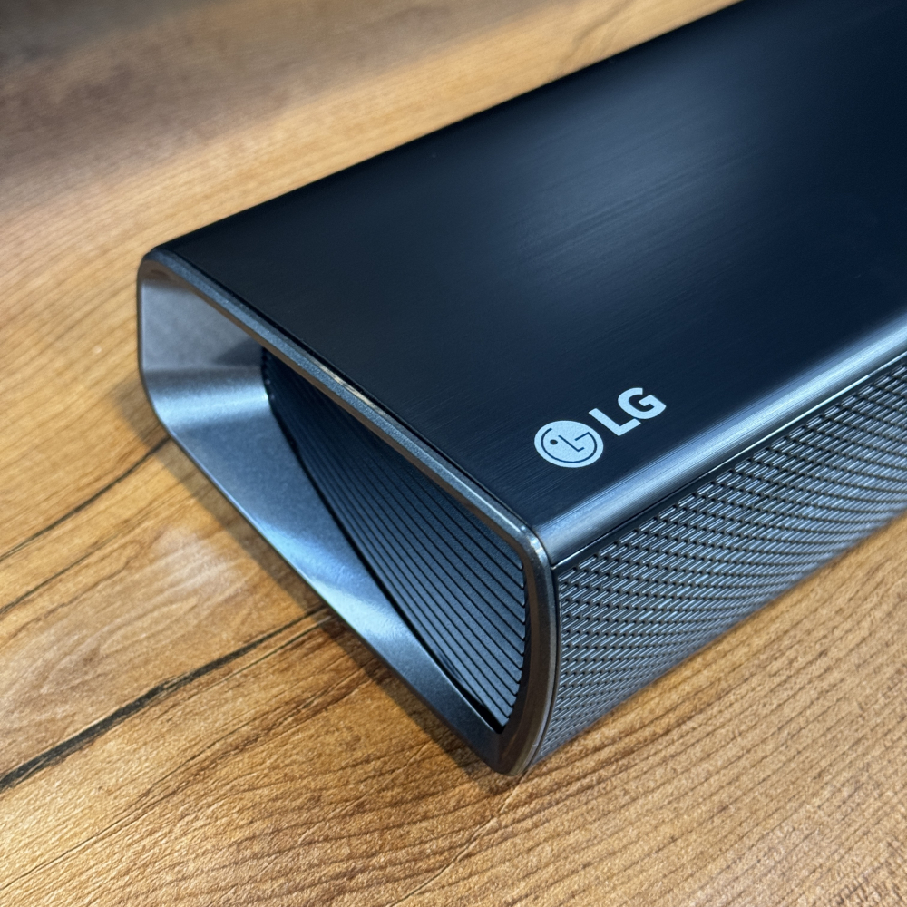 ساندبار 160 وات 2.1 کاناله ال جی SQC1