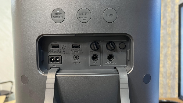 پورت اسپیکر سونی XP700