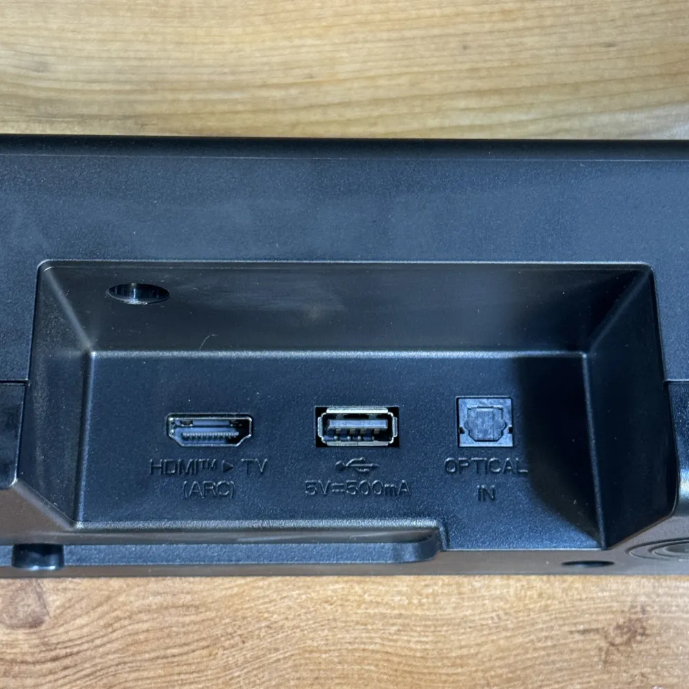 پورت‌های ورودی ساندبار LG S65TR 