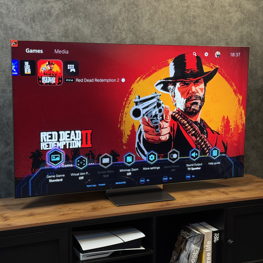 نمای کلی تلویزیون 8K سامسونگ QN900D