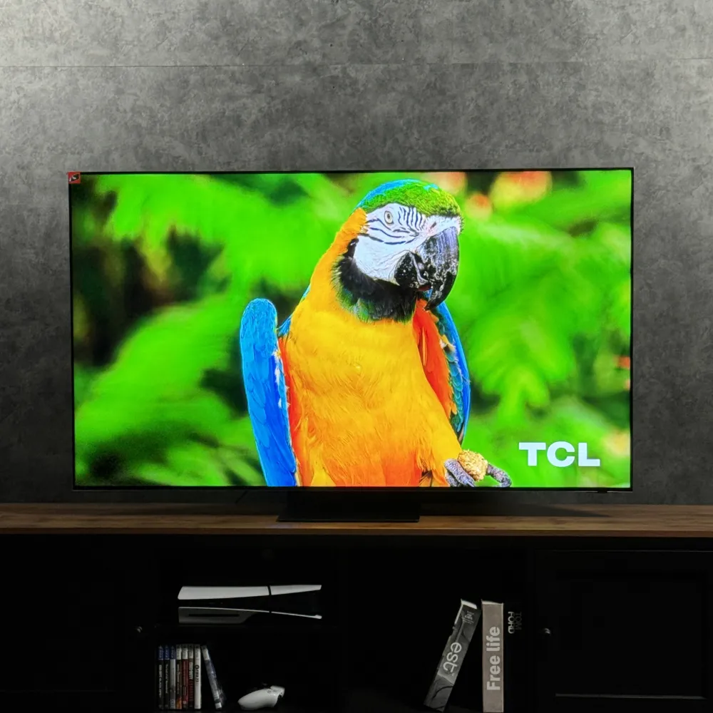 نمای کلی تلویزیون سامسونگ QN800D محصول 2024