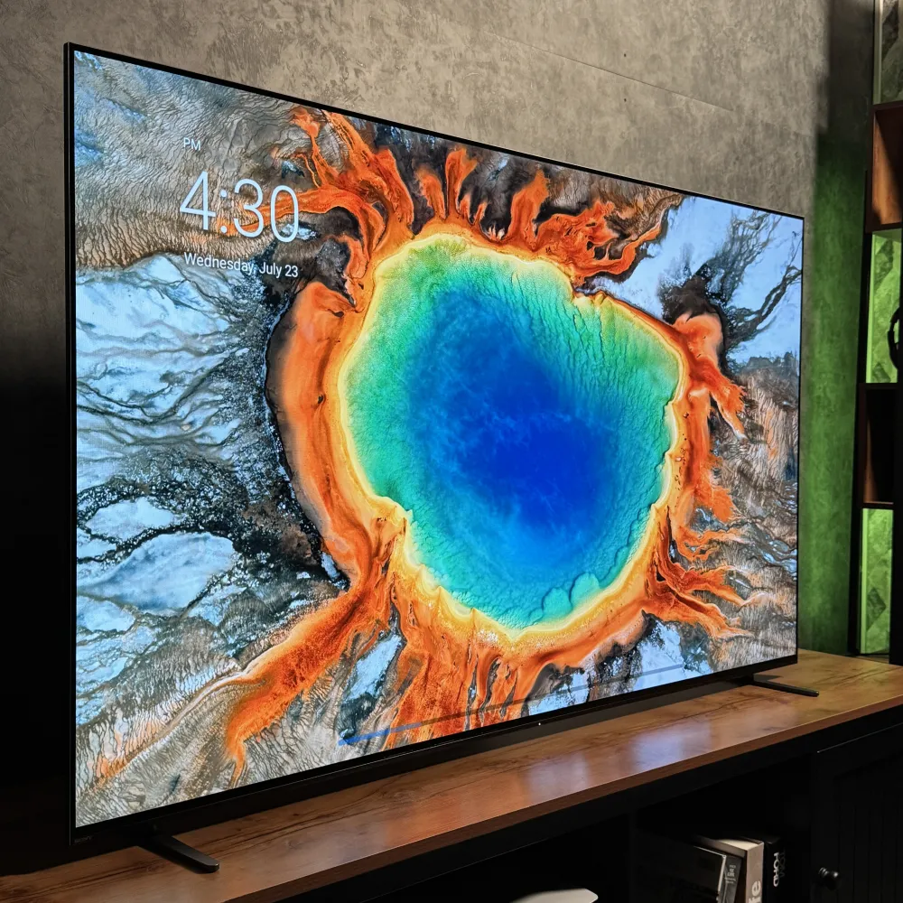 نمای کناری و زاویه دید تلویزیون سونی BRAVIA 8