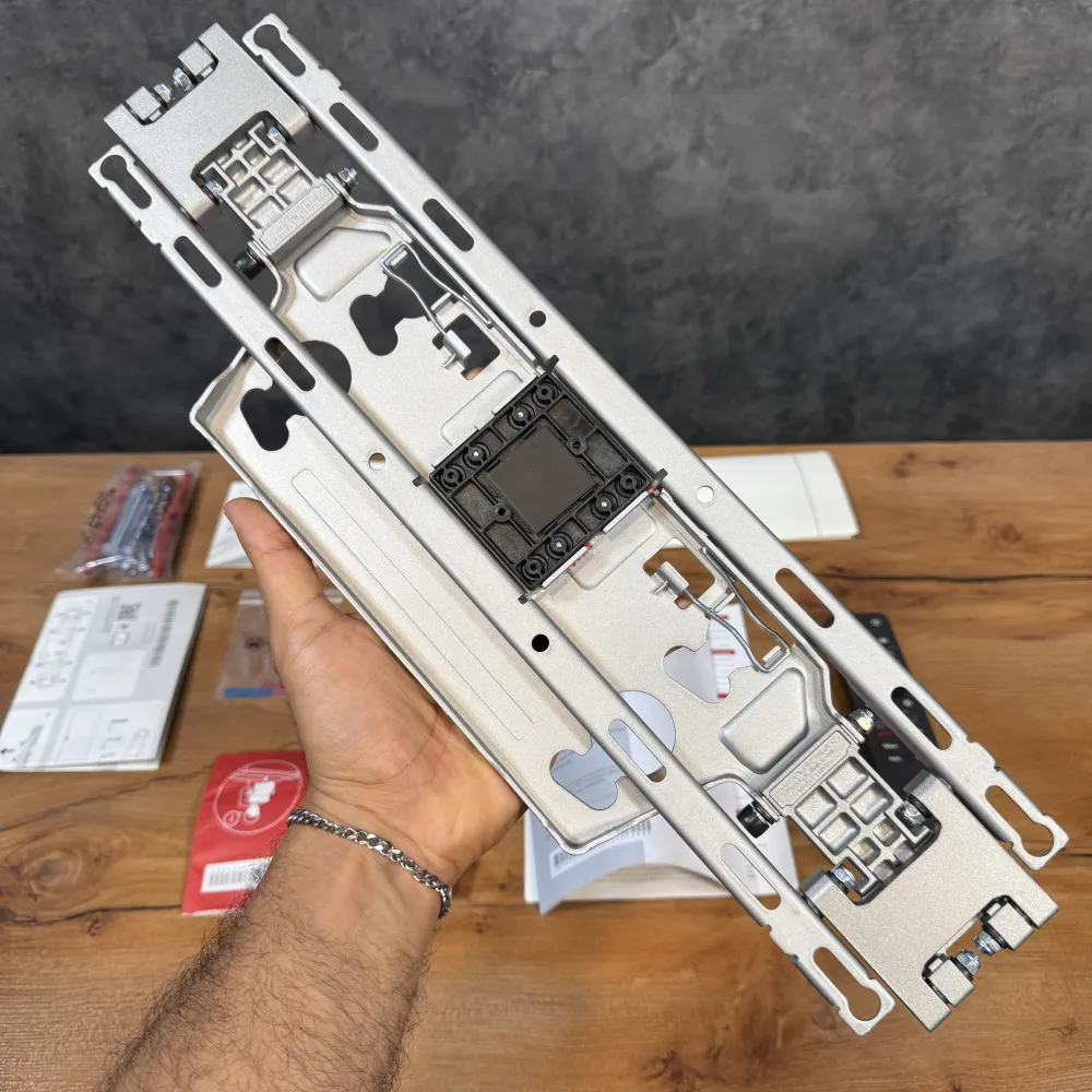 پایه دیواری اختصاصی با طراحی مدرن و متریال مقاوم تلویزیون ال جی مدل G5