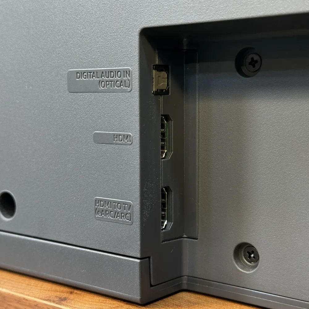 پورت‌های ورودی و خروجی ساندبار سامسونگ HW-Q700D محصول 2024