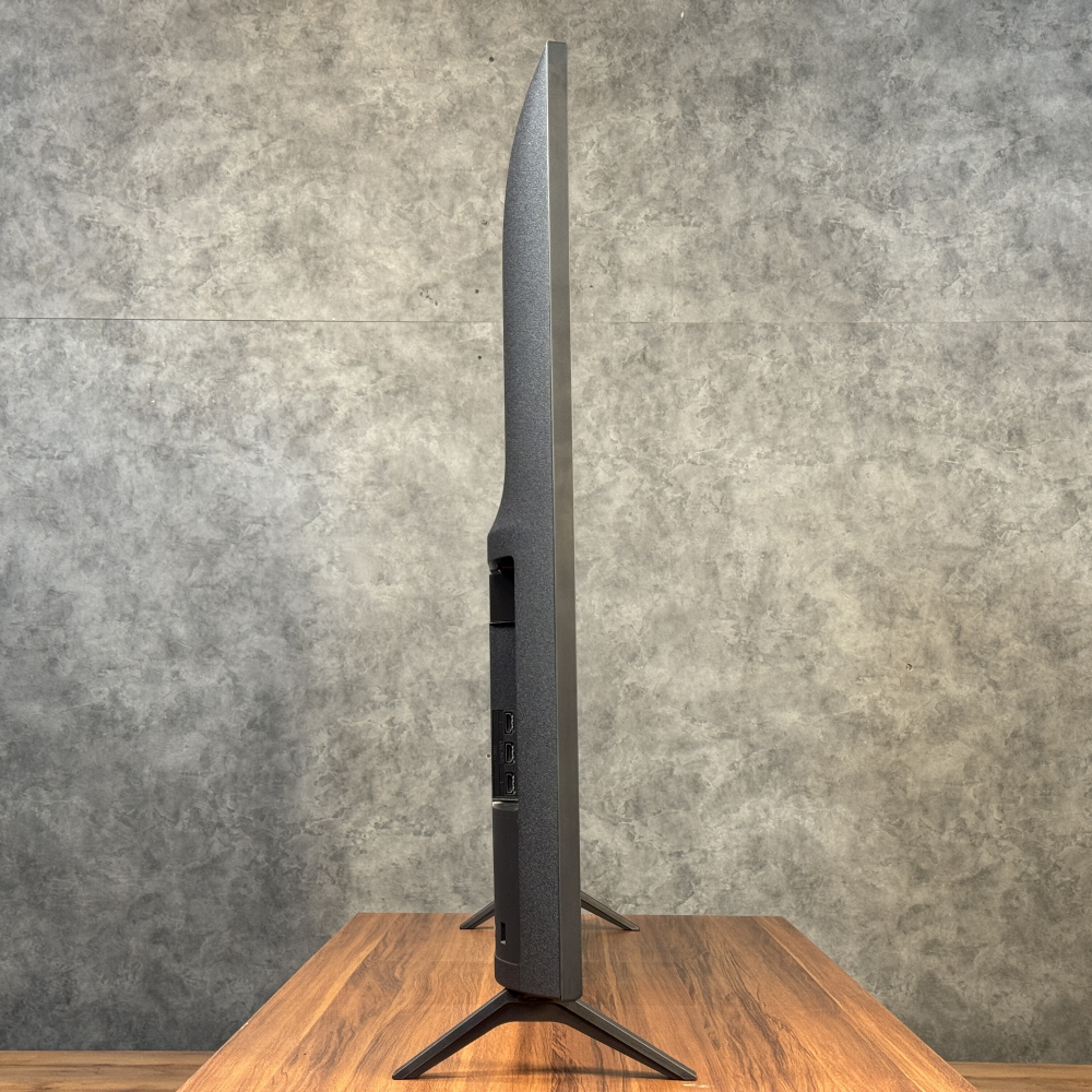 ضخامت 6.79 سانتی‌متری تلویزیون ال جی UA8500