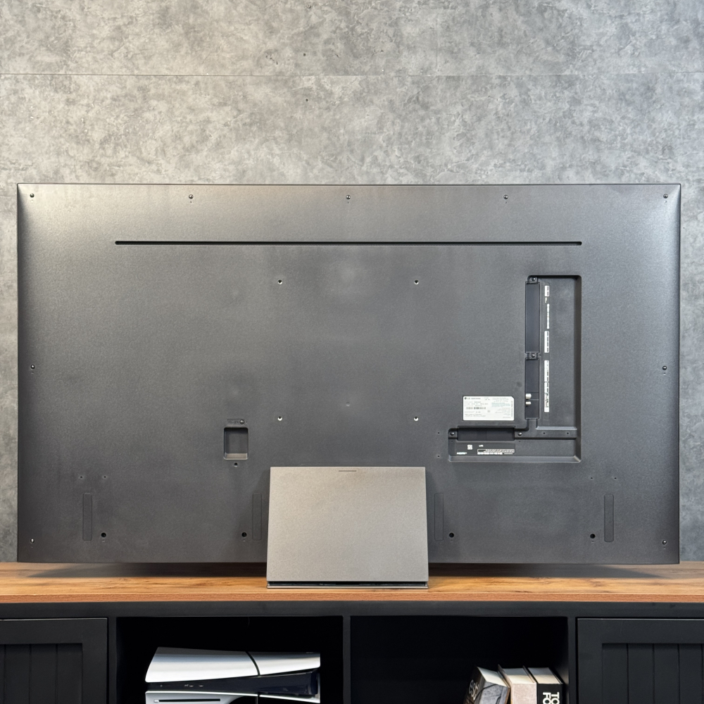 طراحی و نمای پشتی تلویزیون 4K QNED Evo Edge MiniLED ال جی مدل QNED86