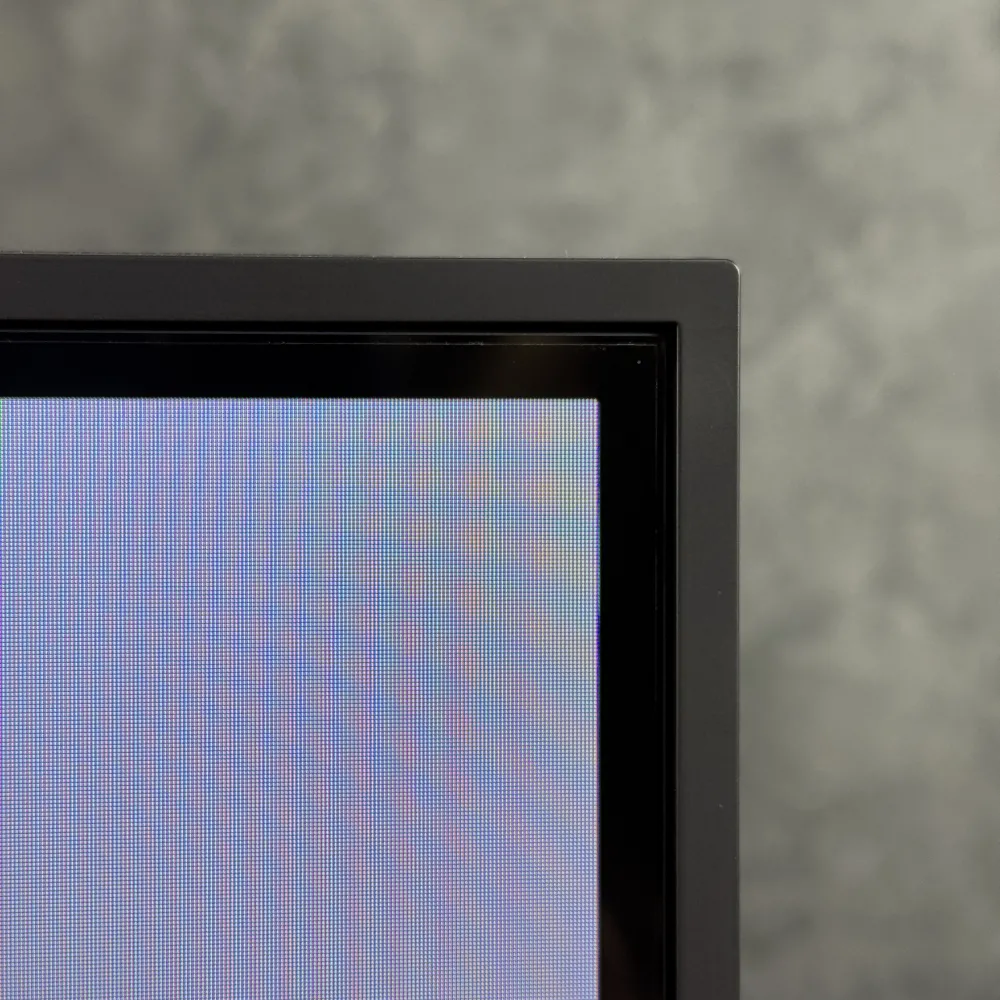 طراحی حاشیه‌ها و قاب تلویزیون ال جی QNED86A محصول 2025