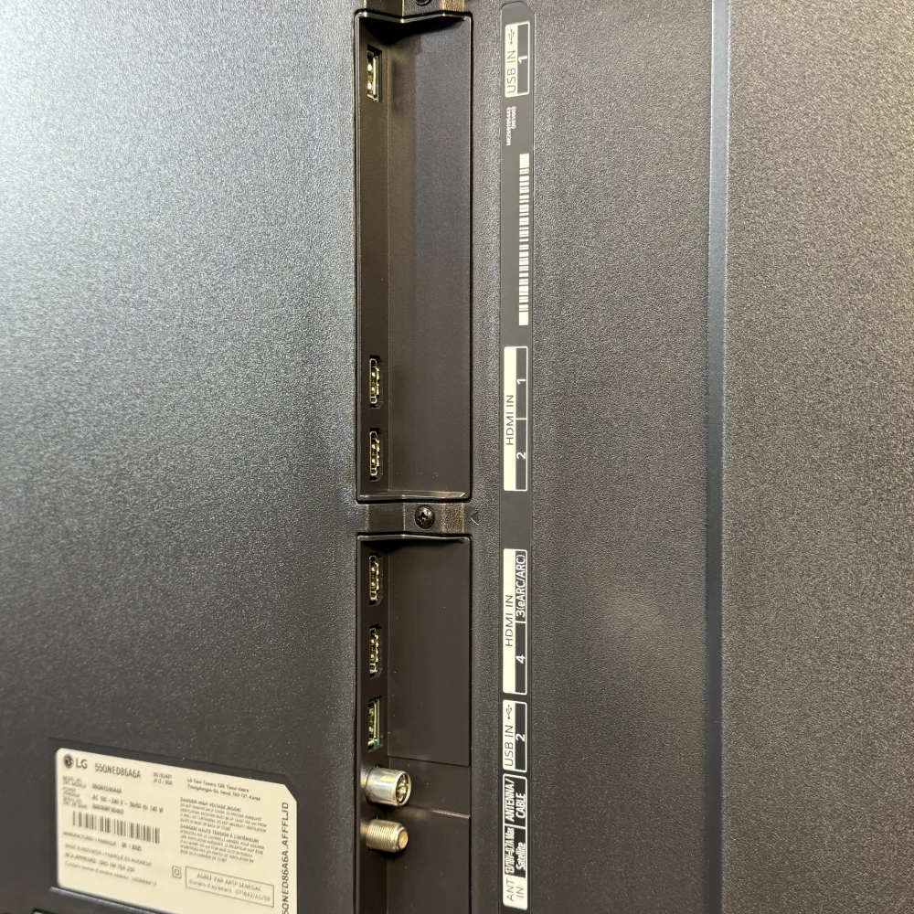 پورت‌های HDMI و USB تلویزیون ال جی QNED86A