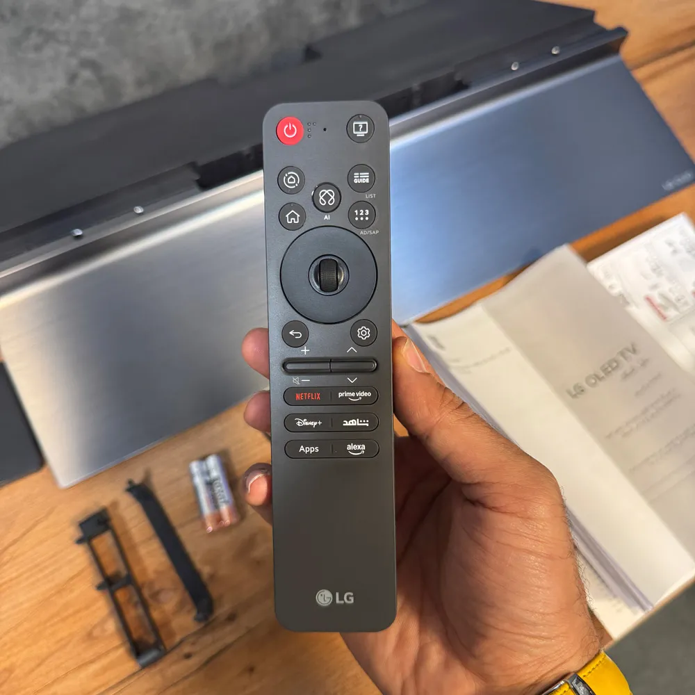 ریموت کنترل هوشمند ال جی مدل MR25GA مجهز به هوش مصنوعی تلویزیون اولد ال جی C5