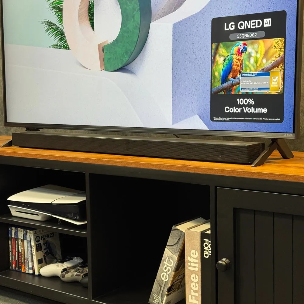 حالت قرارگیری ساندبار زیر تلویزیون ال‌ جی QNED82A