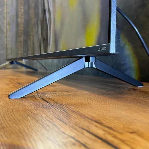 پایه دوشاخه و دوطرفه تلویزیون ال جی QNED91 محصول 2025