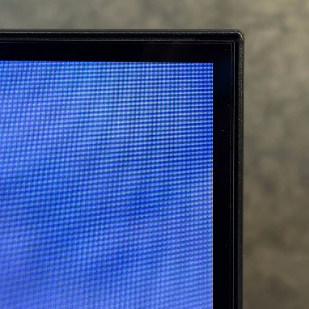 قاب باریک اطراف صفحه نمایش تلویزیون ال جی QNED93A6A