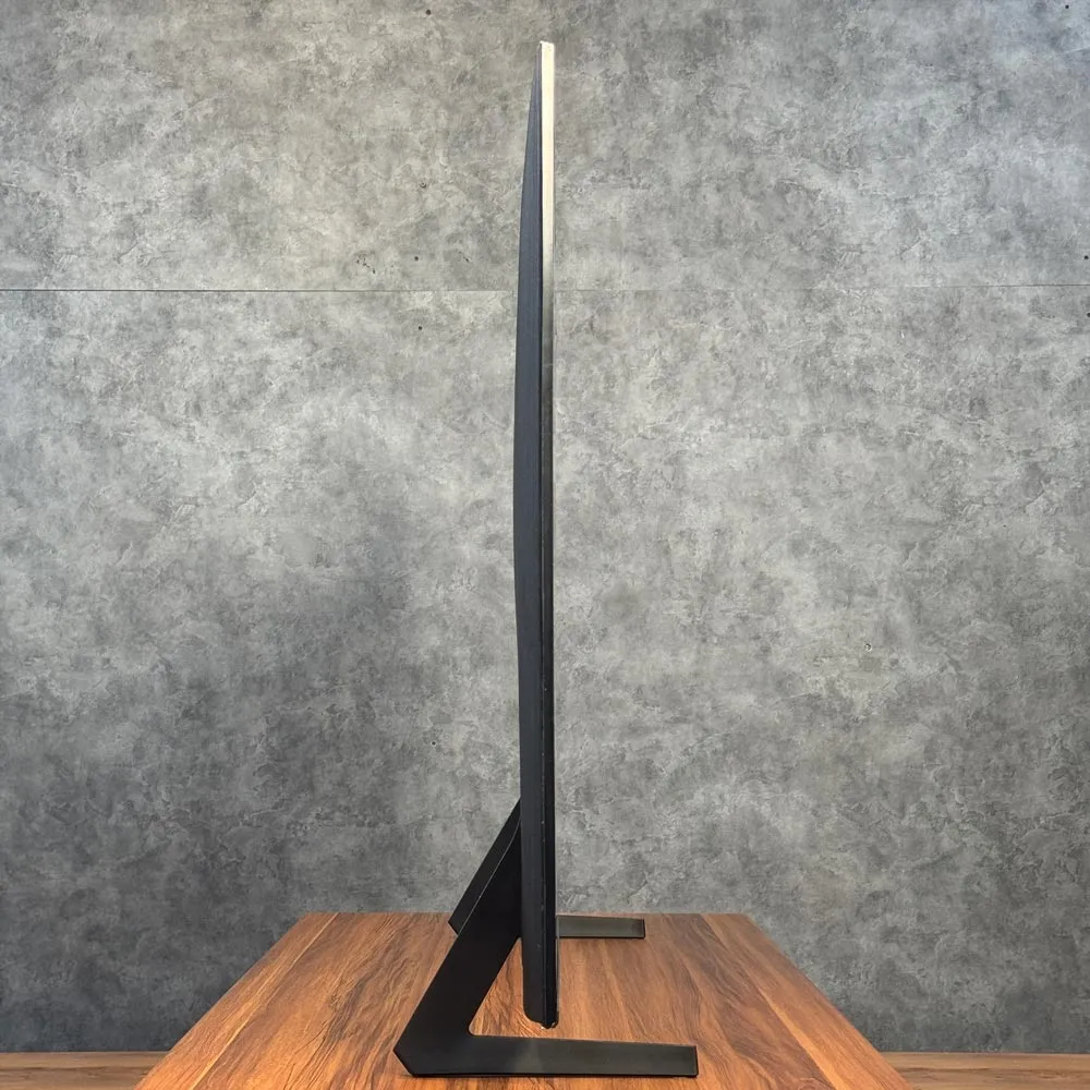 ضخامت 2.57 سانتیمتری تلویزیون 2025 سامسونگ Q8F