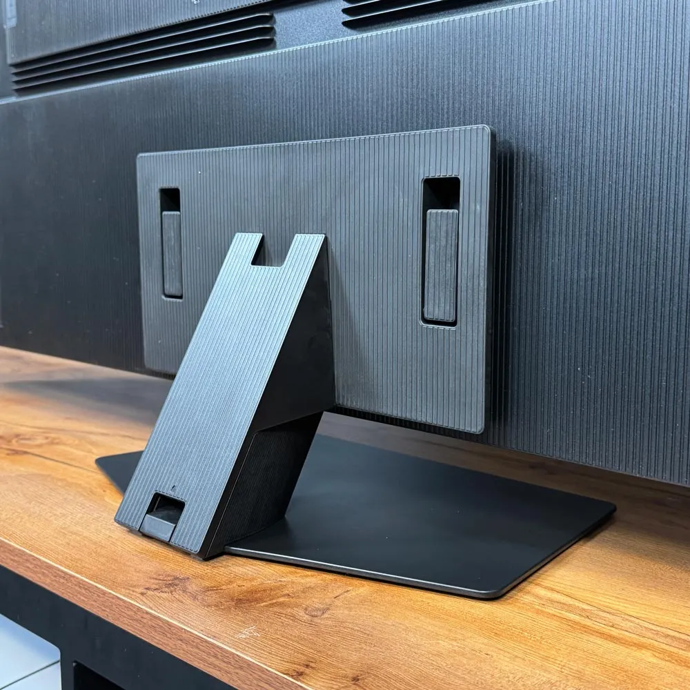 نوع پایه تلویزیون سامسونگ QN85D مدل 2024