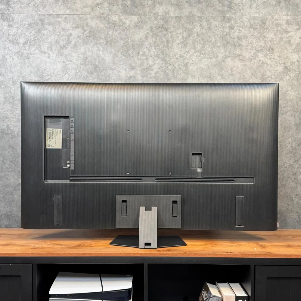 نمای پشتی تلویزیون Neo QLED سامسونگ QN85D