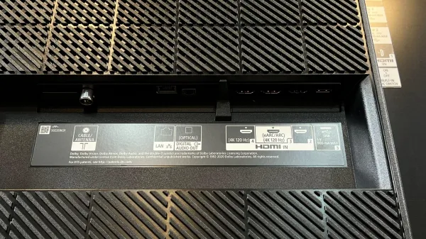 پورت‌های تلویزیون سونی A80J