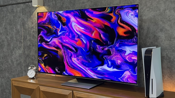 نمای کلی تلویزیون سامسونگ S95B